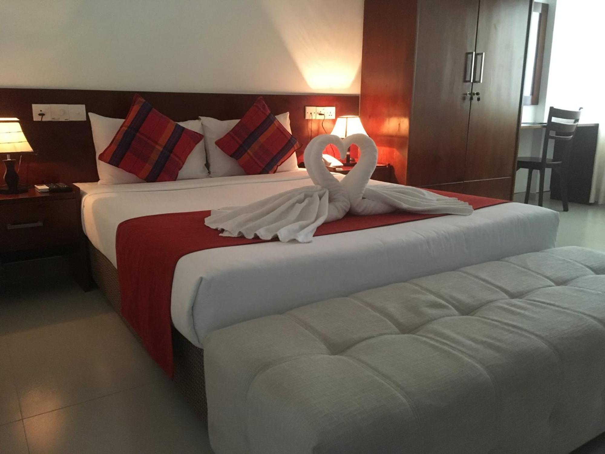 My City Hotel Kandy Ngoại thất bức ảnh
