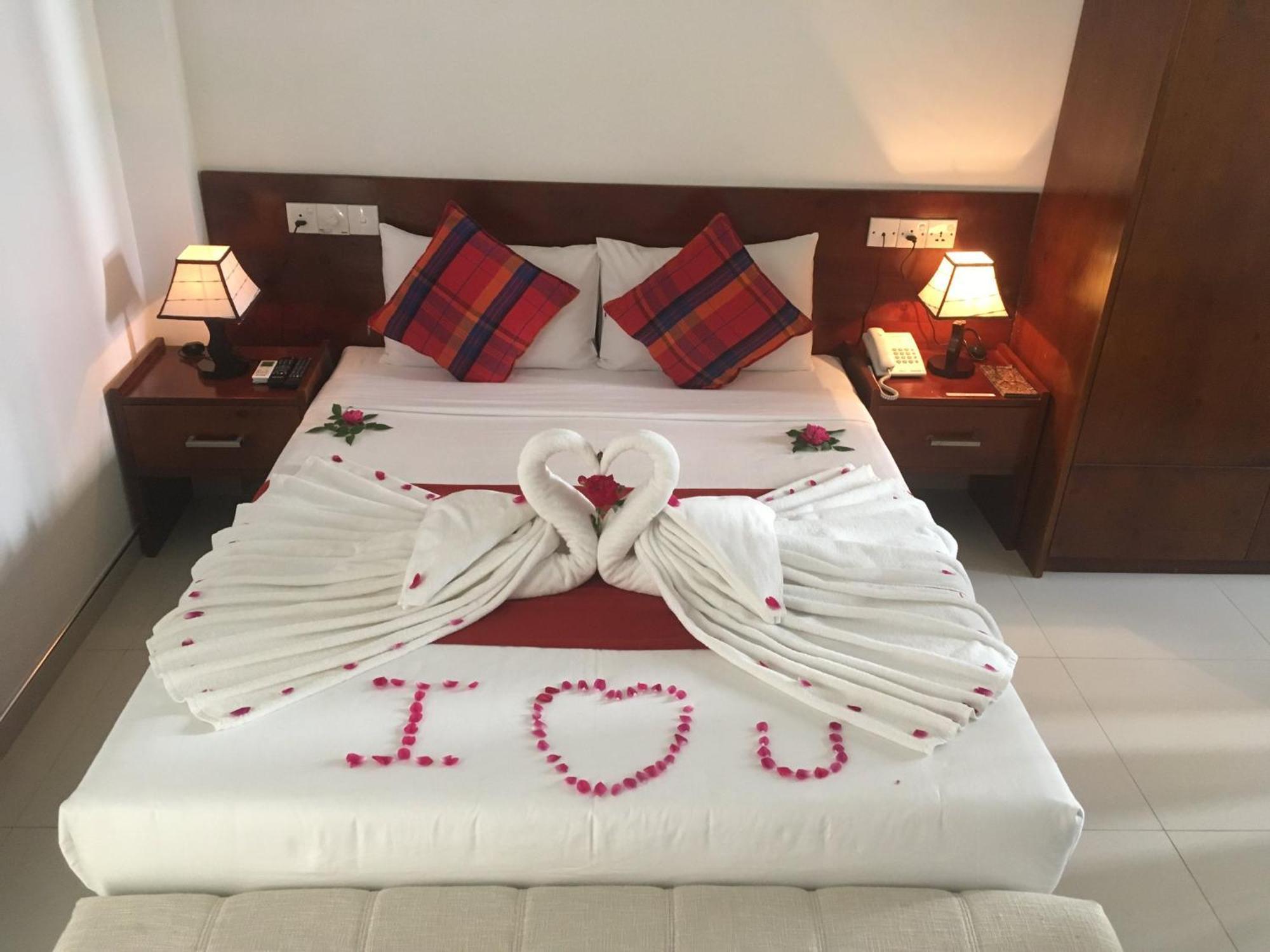 My City Hotel Kandy Ngoại thất bức ảnh
